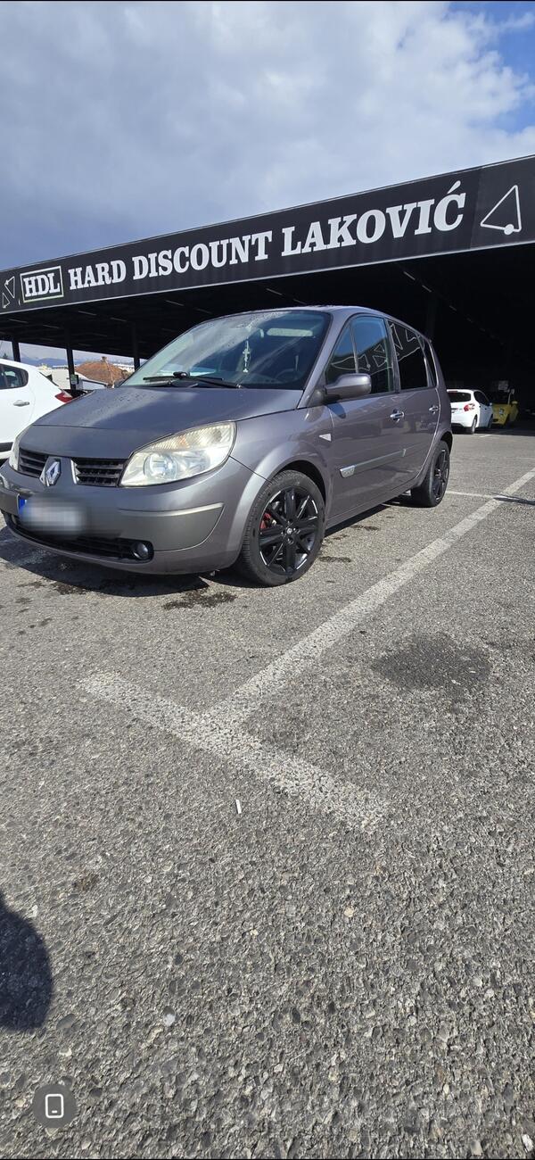 Renault - Scenic - 1.9 88kw