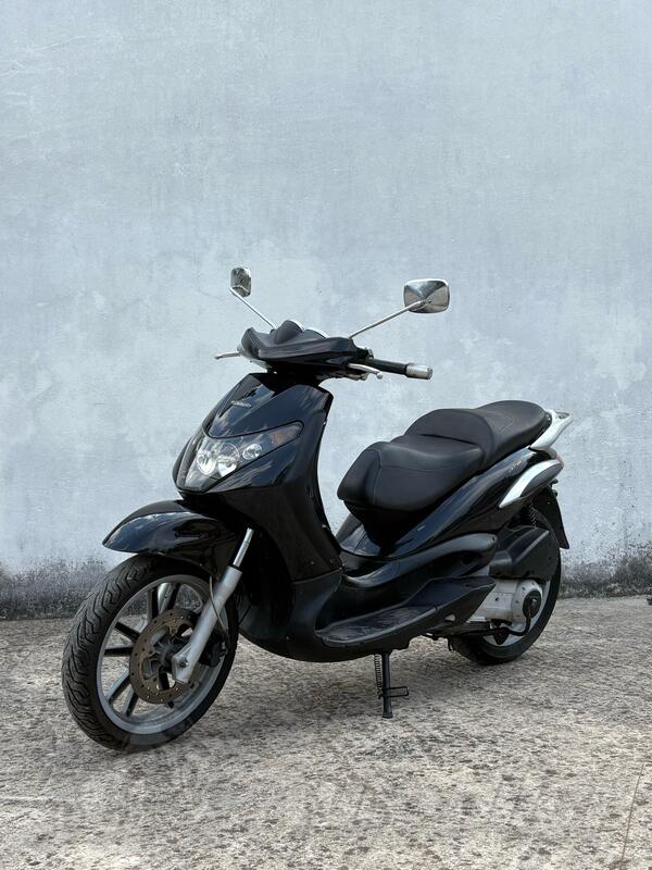 Piaggio - Beverly