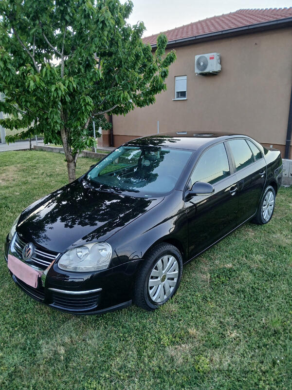 Volkswagen - Jetta - 1.9 tdi