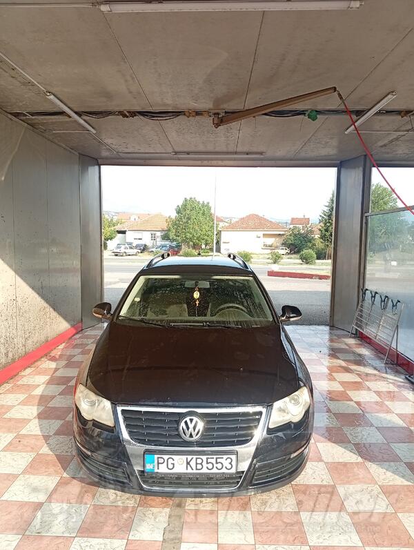 Volkswagen - Passat - 1.9