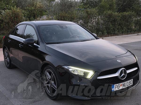 Mercedes Benz - A 200 - a200d limuzina