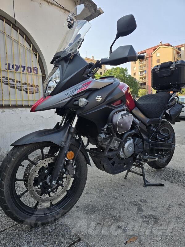 Suzuki - V Strom
