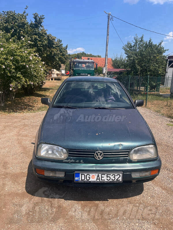 Volkswagen - Golf 3