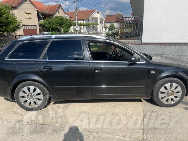 Audi - A4 - 2.5 120kw