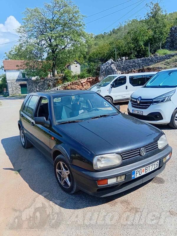 Volkswagen - Golf 3 - 1.8