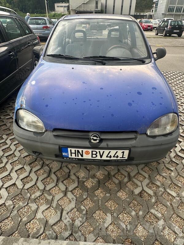 Opel - Corsa - 1.1 benz