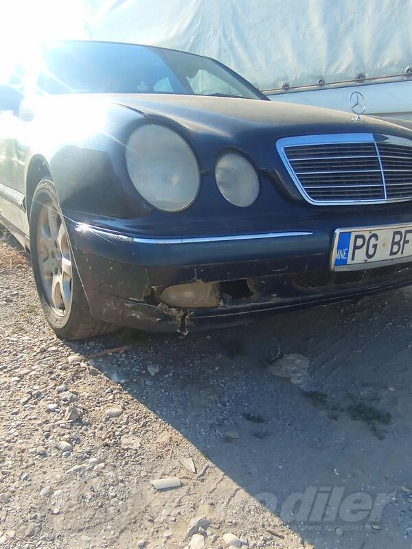 Mercedes Benz - E 220 - E 220 CDI