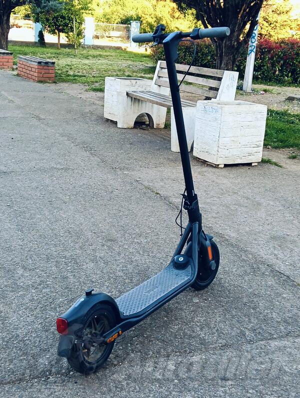 Giant - Ninebot f25 kickscoter