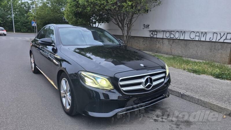 Mercedes Benz - E 220 - 2.0