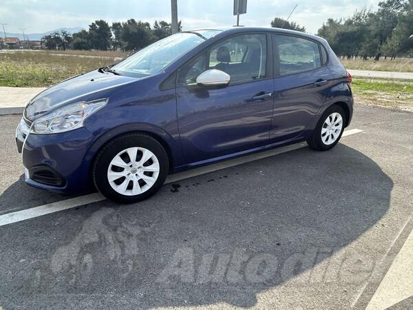 Peugeot - 208 - 1.2