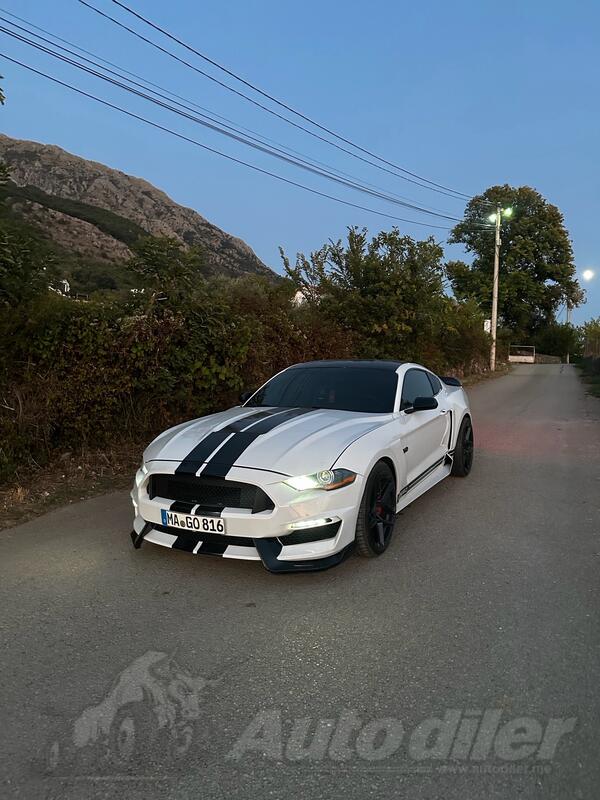 Ford - Mustang - 5.0