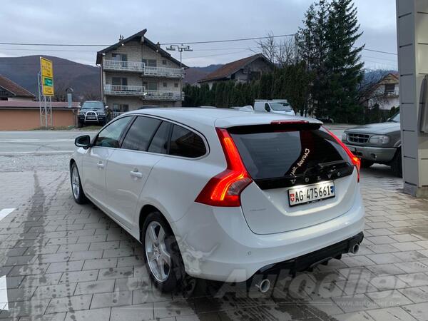 Volvo - V60 - 2.4 d5