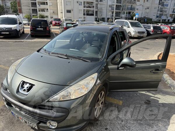 Peugeot - 207 - 1.6