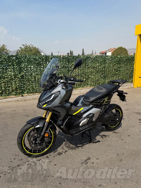 Honda - X Adv