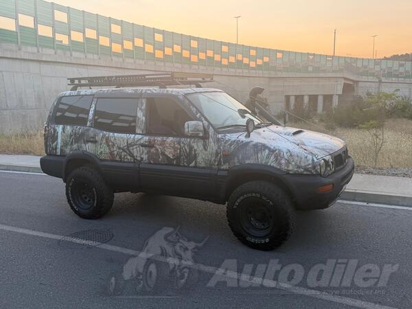 Nissan - Terrano II - 2700 dizel