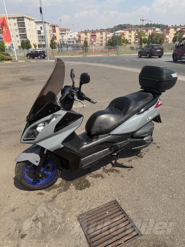 Kymco - 300 i