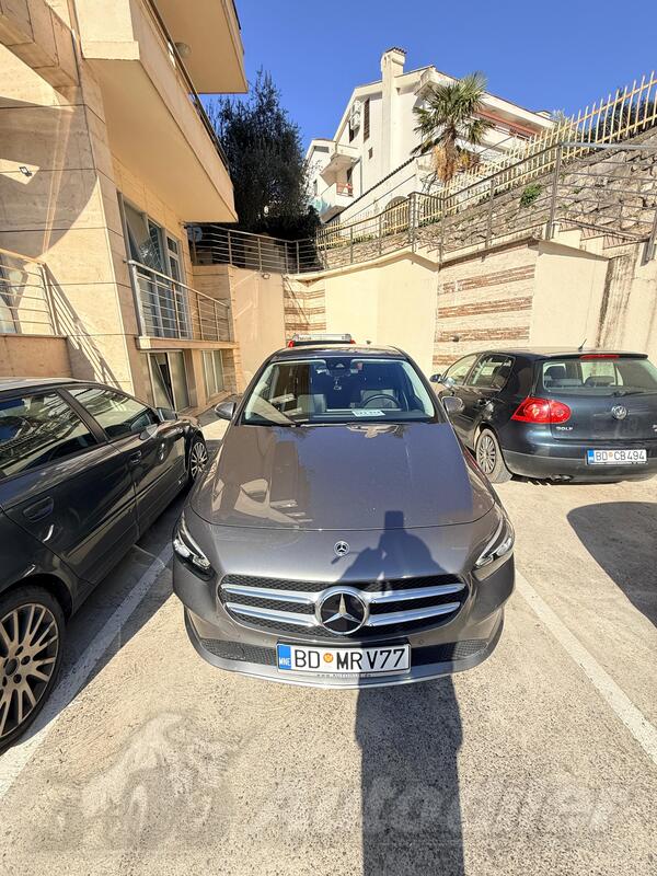 Mercedes Benz - B 200 - B200 D