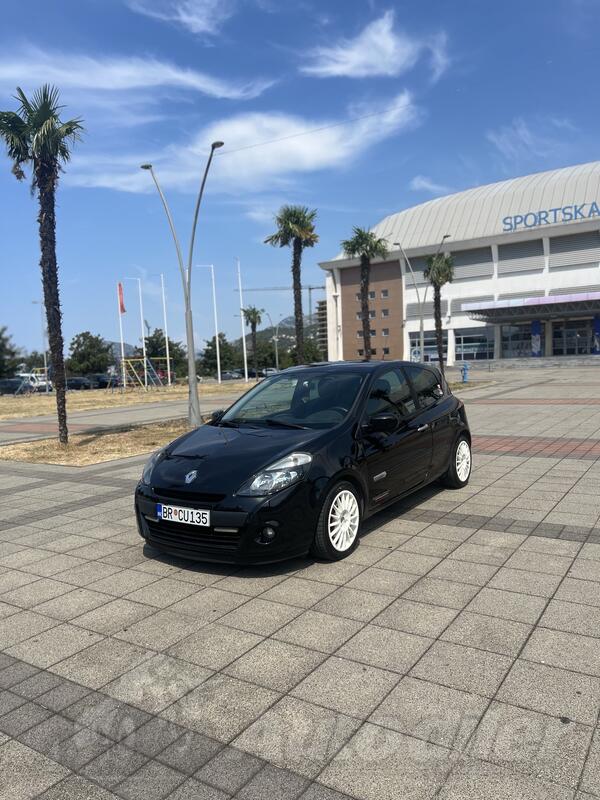 Renault - Clio - 1.5 DCI