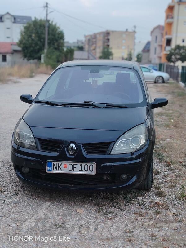 Renault - Megane - 2.0