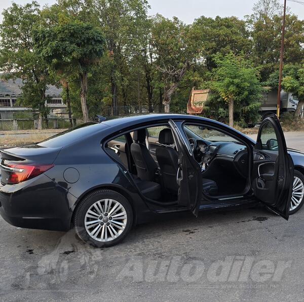 Opel - Insignia - 20 NB COSMO A20 DTH AT6