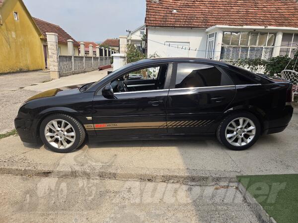 Opel - Vectra - 2.2 DTI