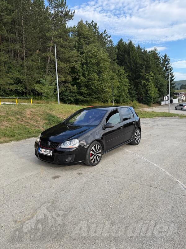 Volkswagen - Golf 5 - 2.0 tdi