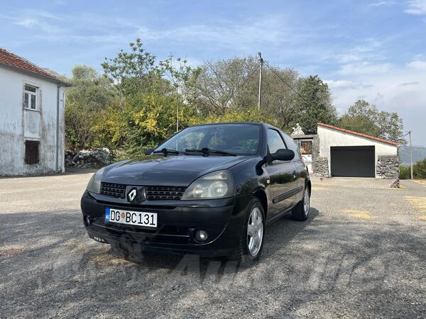 Renault - Clio - 1.2 16V
