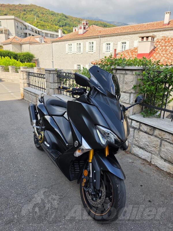 Yamaha - T Max