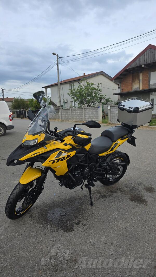 Benelli - trk 502x