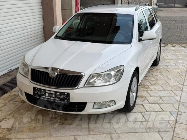 Škoda - Octavia - 1.6