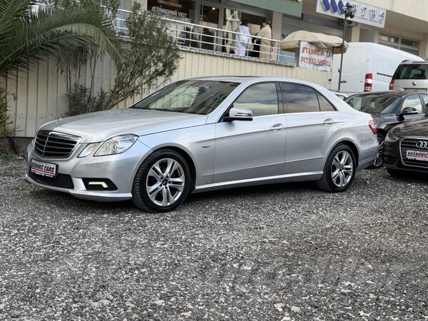 Mercedes Benz - E 220 - 2.2