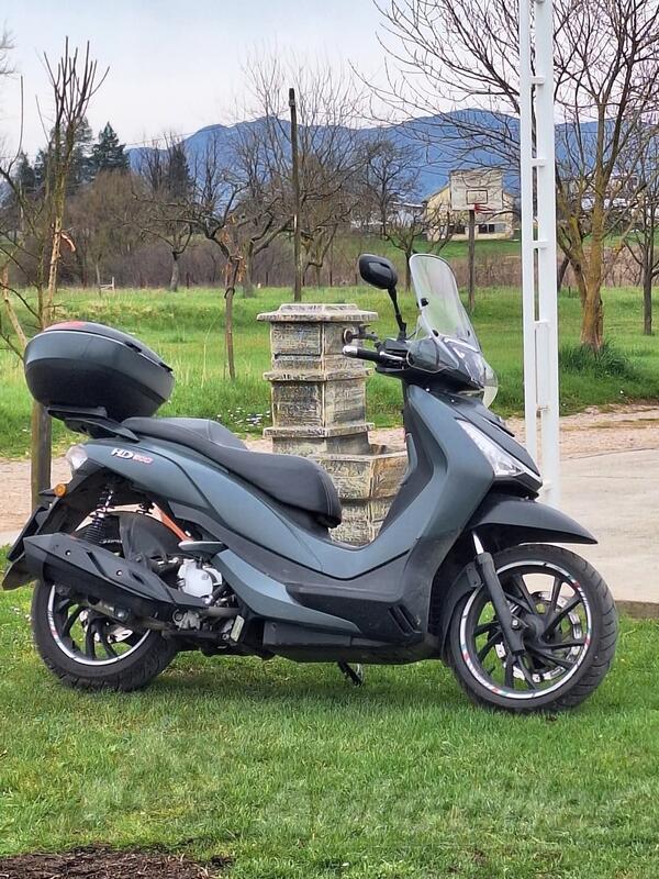 SYM - hd 300