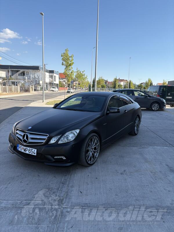 Mercedes Benz - 350 - 3.0