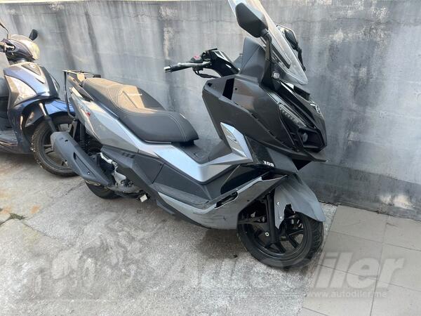 SYM - cruisym300