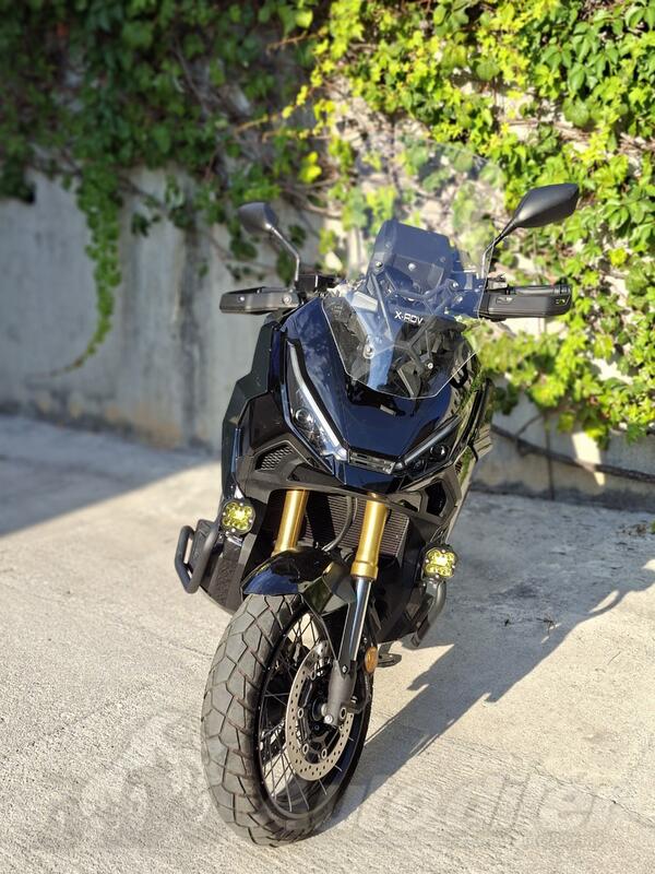 Honda - x adv 750