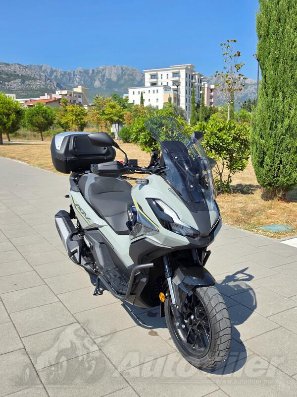 Honda - ADV 350 Special Edition