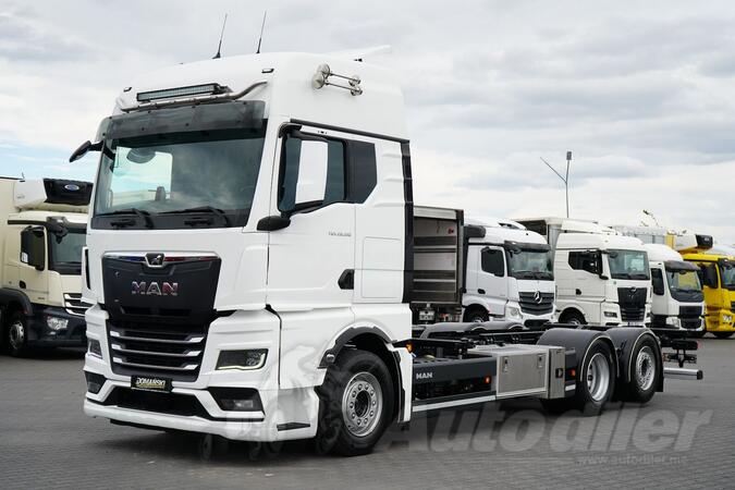 MAN - TGX / 26.510 / GX / ACC / Euro 6 / RETARDER / BDF / UPRAVLJAJUĆA OSOVINA / 7 / ŠASIJA KAMIO...