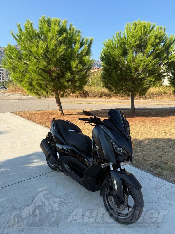 Yamaha - X Max