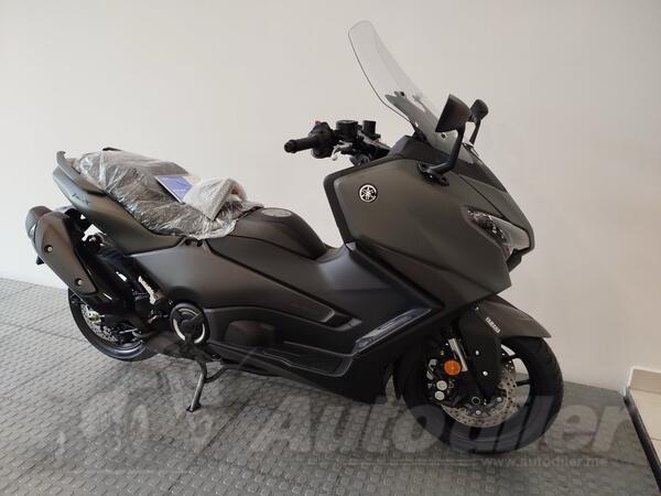 Yamaha - T max 560