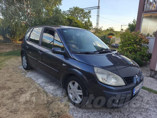 Renault - Scenic - 1.5