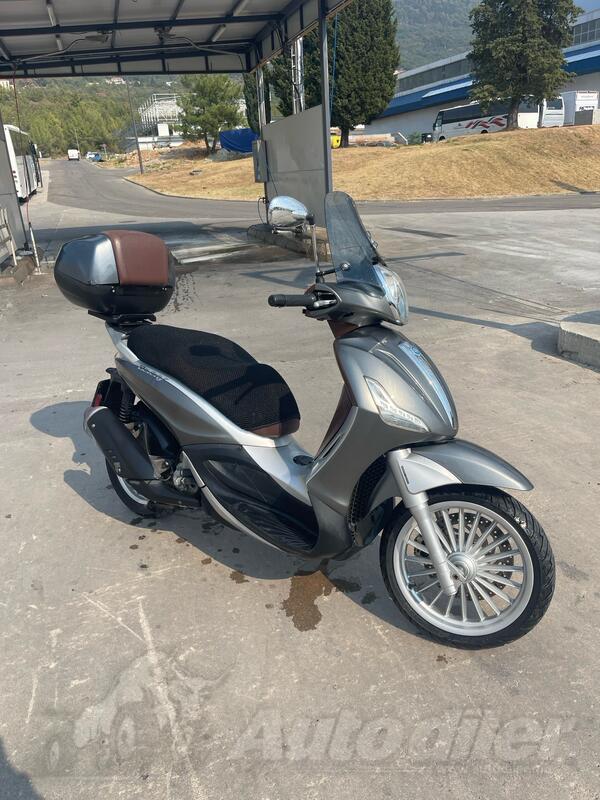 Piaggio - beverly