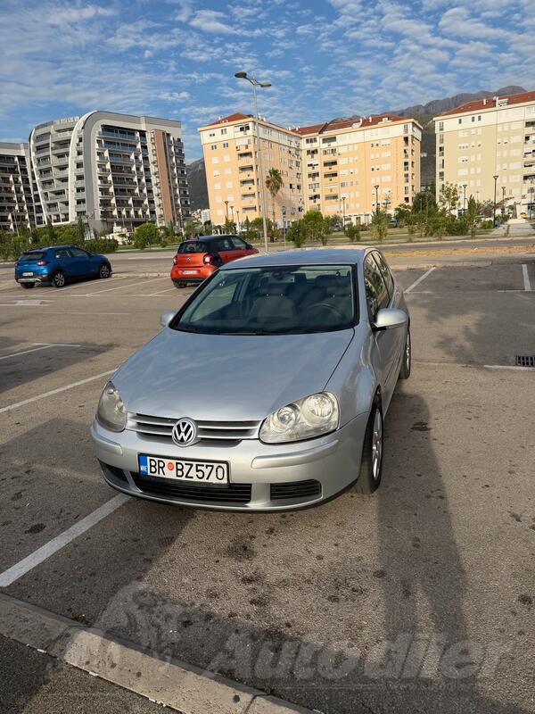Volkswagen - Golf 5 - 1.9 TDI