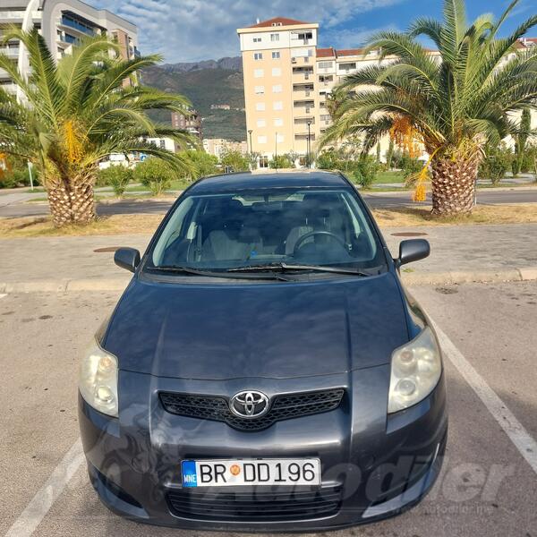 Toyota - Auris - 1.4 D-4D