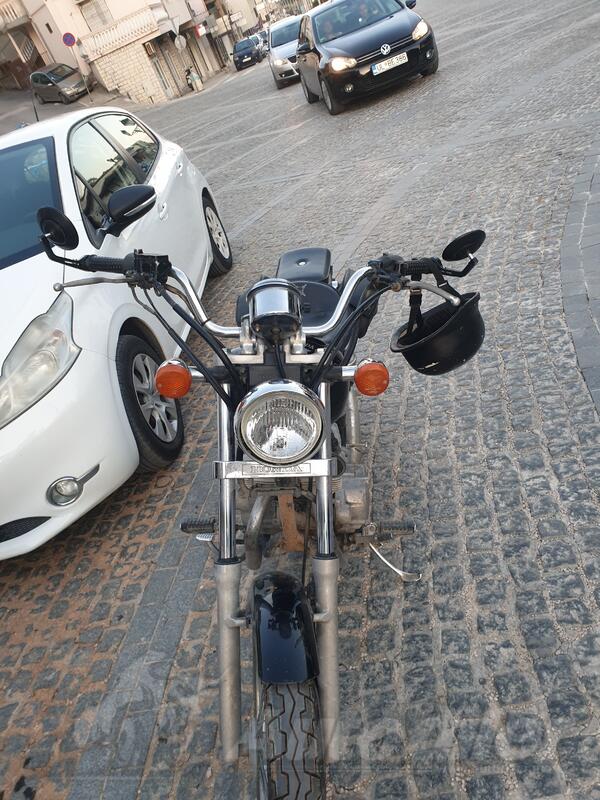 Honda - rebel