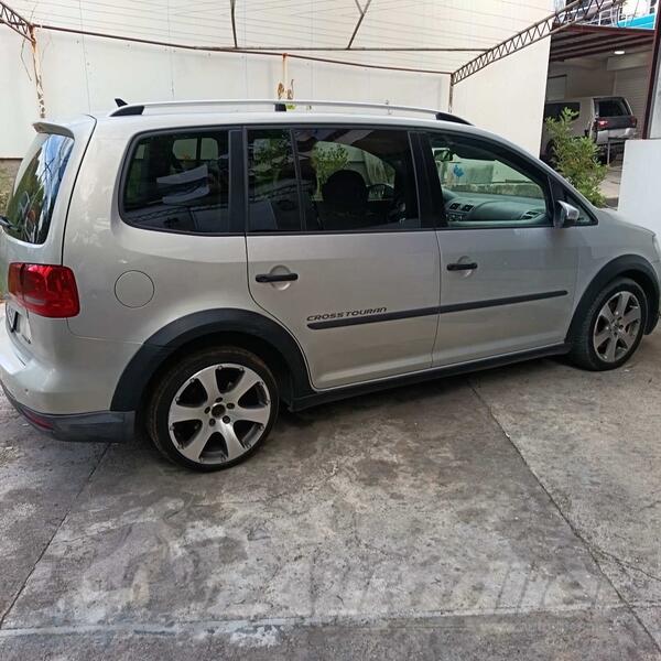 Volkswagen - Touran - 2.0TDI