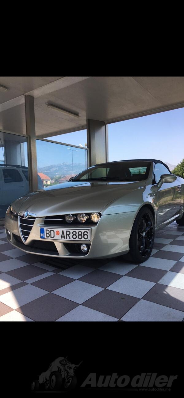 Alfa Romeo - Spider - 2.4 jtd