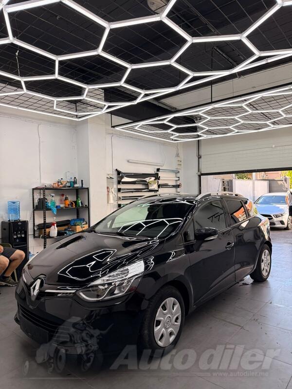 Renault - Clio - 1.5 DCI