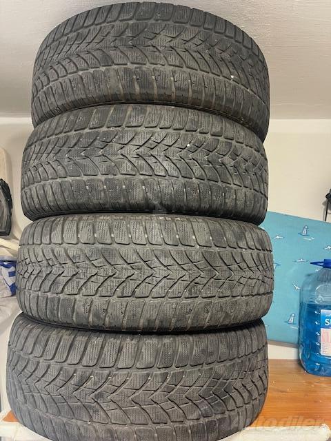 Dunlop - 205 55 16 Dunlop - Zimska guma