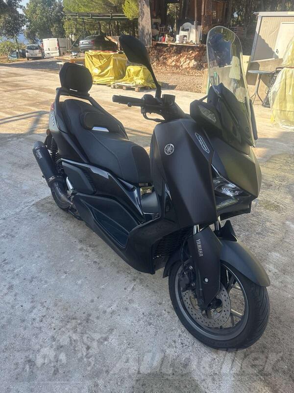 Yamaha - XMax