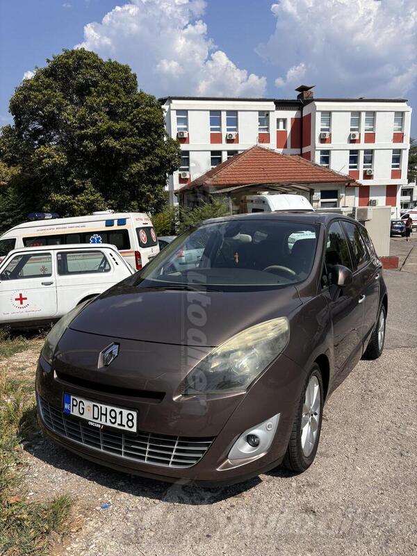Renault - Grand Scenic - 2.0